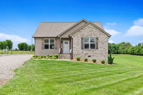 9346 Highway 49 E, Orlinda, TN 37141