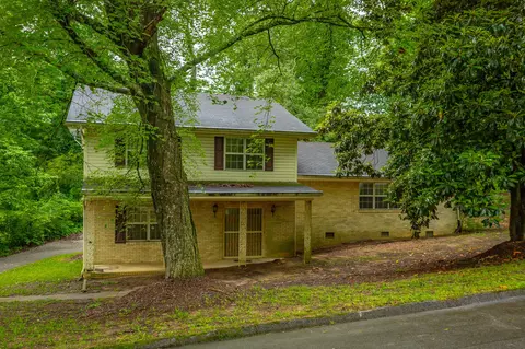 4510 Ravenwood Dr E, Chattanooga, TN 37415