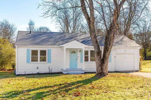 43 Polk Cir, Fort Oglethorpe, GA 30742