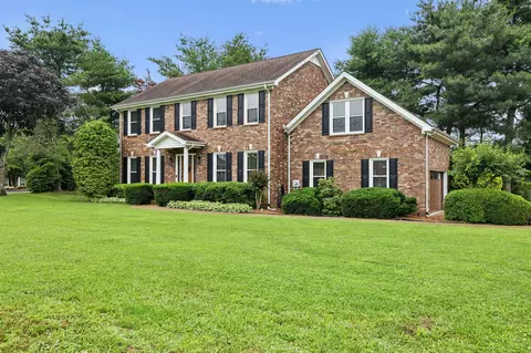 2723 Nottingham Ct, Thompsons Station, TN 37179