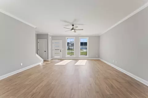 Living - 2124 Gracie Bug Loop, Murfreesboro, TN 37128 photo 3 of 4