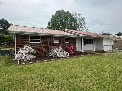 95 Millport Dr, Rossville, GA 30741