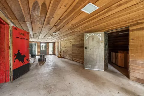 Entry Way - 210 S 3rd St, Dickson, TN 37055 photo 3 of 3