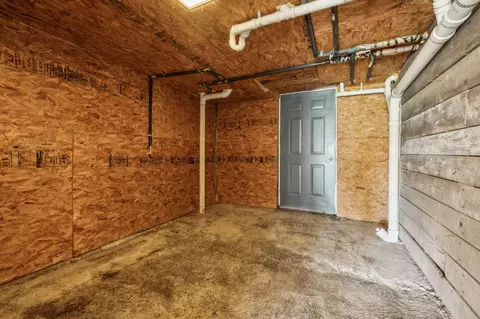 Other - 210 S 3rd St, Dickson, TN 37055 photo 13 of 36