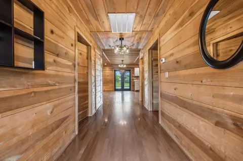 Entry Way - 210 S 3rd St, Dickson, TN 37055 photo 2 of 3