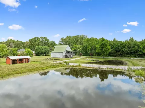 View/Area - 210 S 3rd St, Dickson, TN 37055 photo 4 of 16