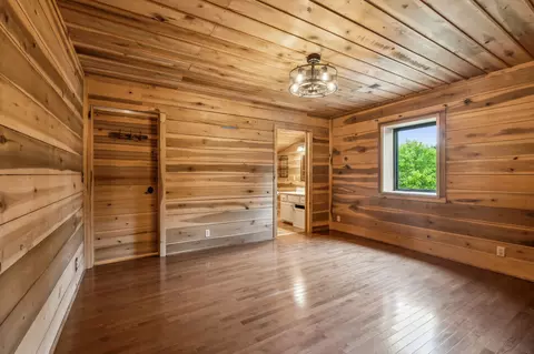 Bedroom - 210 S 3rd St, Dickson, TN 37055 photo 2 of 5