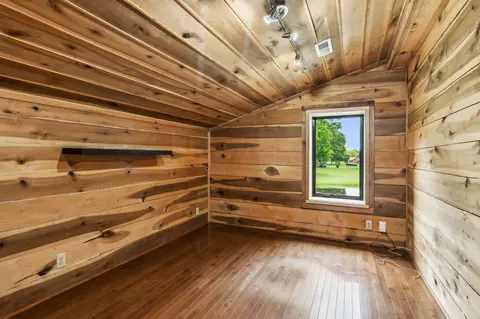 Bedroom - 210 S 3rd St, Dickson, TN 37055 photo 5 of 5
