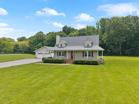 2917 York Rd, Pleasant View, TN 37146