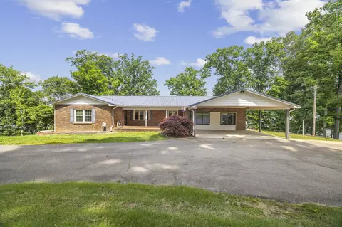 255 Whispering Hills Dr, Dover, TN 37058