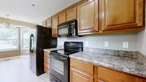 Kitchen - 100 Hickory Pointe, Dickson, TN 37055 photo 3 of 3