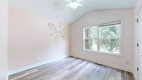 Bedroom - 100 Hickory Pointe, Dickson, TN 37055 photo 2 of 3