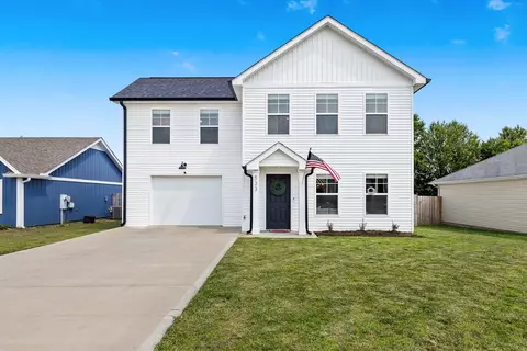 533 Oakmont Dr, Clarksville, TN 37042