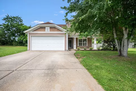 808 Brooksdale Dr, Smyrna, TN 37167