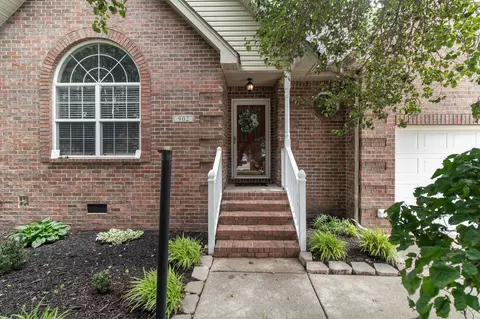 902 Stewart Valley Dr, Smyrna, TN 37167