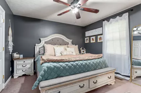 Bedroom - 392 Mountain View Dr, Morrison, TN 37357 photo 1 of 8