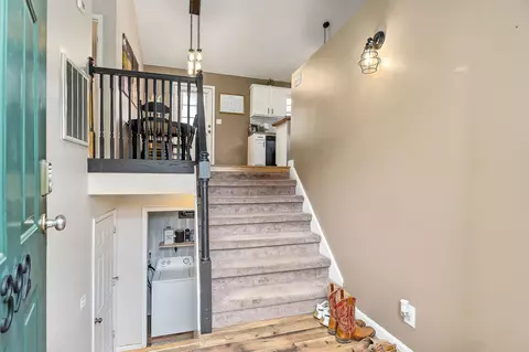 Entry Way - 392 Mountain View Dr, Morrison, TN 37357 photo 2 of 2