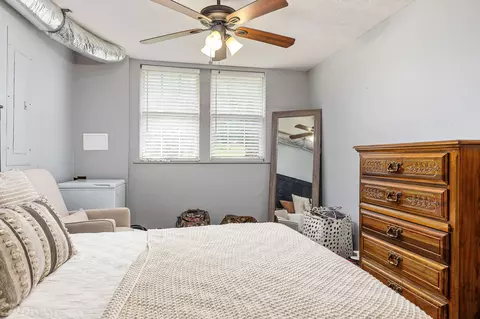 Bedroom - 392 Mountain View Dr, Morrison, TN 37357 photo 7 of 8