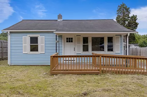2504 Cecelia Ave, Maryville, TN 37804