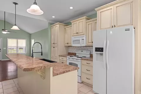 Kitchen - 107 Wallace Cir, Killen, AL 35645 photo 1 of 2