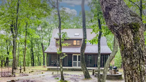 324 Fawn Dr, Menlo, GA 30731