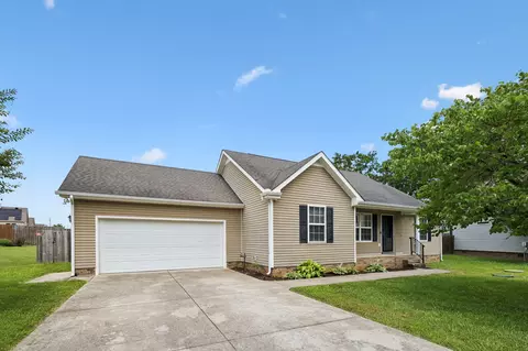 1006 Aretha Dr, Murfreesboro, TN 37128