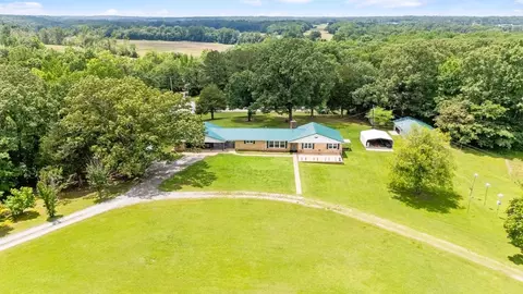 3105 Old Highway 69 S, Camden, TN 38320