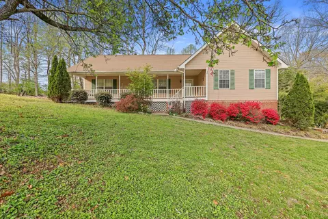 1132 Woodsage Dr, Soddy Daisy, TN 37379