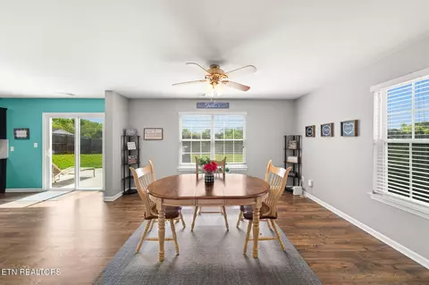 7126 Forest Willow Ln, Corryton, TN 37721 photo 6