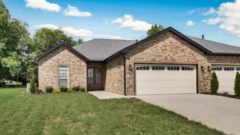 1040 Veridian Dr UNIT 18A, Clarksville, TN 37043