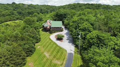 1026 Liberty Pt, Gallatin, TN 37066