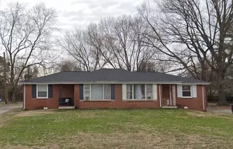 128 Anderson Ln, Hendersonville, TN 37075
