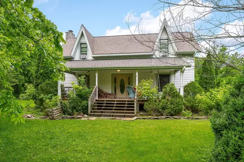 3975 Dry Creek Rd, Dowelltown, TN 37059