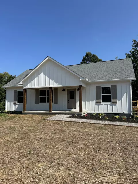 5702 Little Dry Creek Rd, Pulaski, TN 38478