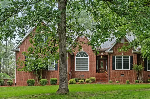 650 Beckridge Rd, Mcminnville, TN 37110