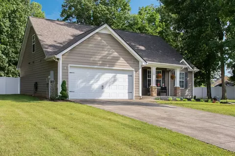 301 Bakerview St, Murfreesboro, TN 37129