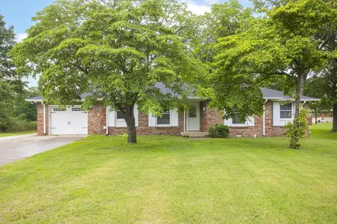 102 Ryburn Dr, Old Hickory, TN 37138