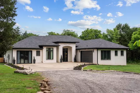 Exterior - 1240 John Windrow Rd, Eagleville, TN 37060 photo 1 of 15