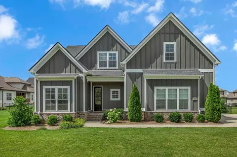 609 Dallas Ct, Murfreesboro, TN 37130