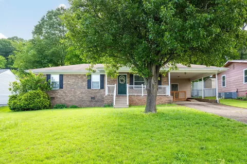 411 Andrews St, Rossville, GA 30741