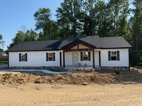 4178 Riley Creek Rd, Normandy, TN 37360