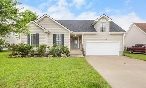 3672 Kendra Ct S, Clarksville, TN 37040