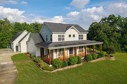 4475 Bartlett Rd, Cookeville, TN 38501