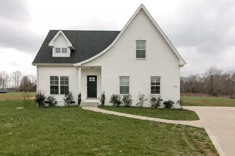 1146 Garrettsburg Rd, Clarksville, TN 37042