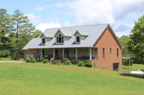 741 Curtistown Rd, Mcminnville, TN 37110