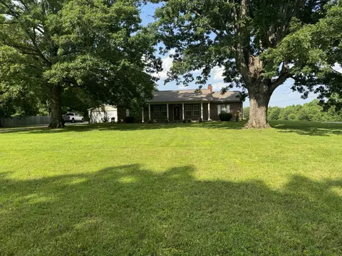 Exterior - 2207 Wolfe Rd, White Bluff, TN 37187 photo 3 of 17