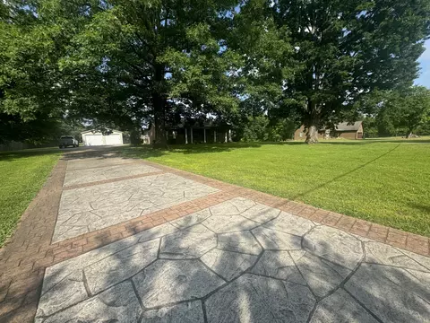 Exterior - 2207 Wolfe Rd, White Bluff, TN 37187 photo 13 of 17