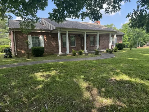 2207 Wolfe Rd, White Bluff, TN 37187