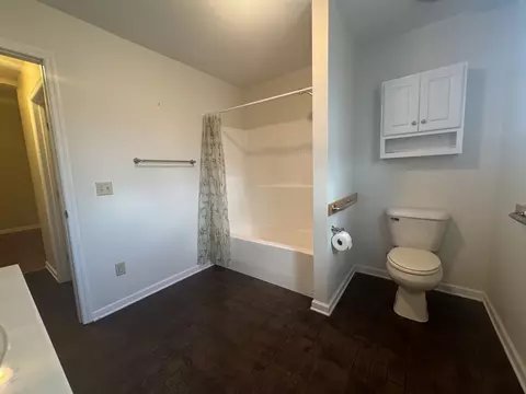 Bath - 2207 Wolfe Rd, White Bluff, TN 37187 photo 1 of 5