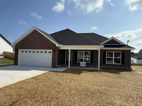 53 Hilltop St, Manchester, TN 37355